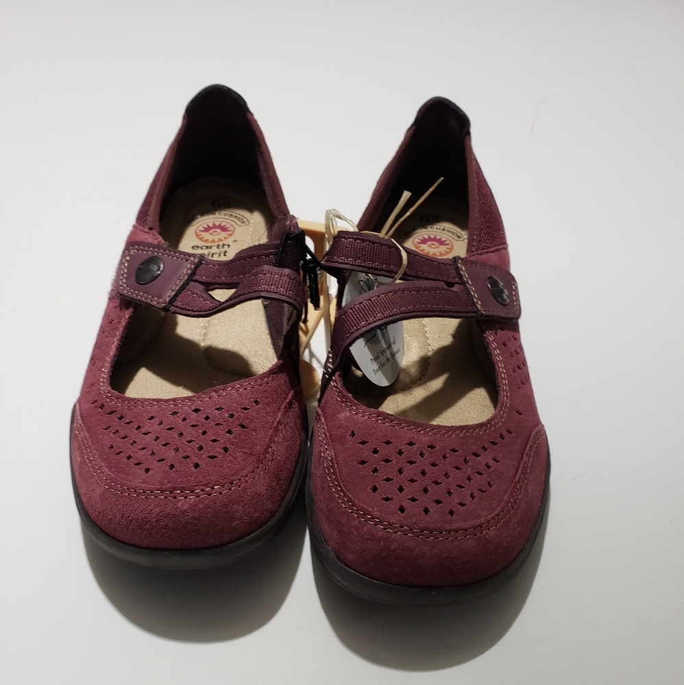 Casual shoes